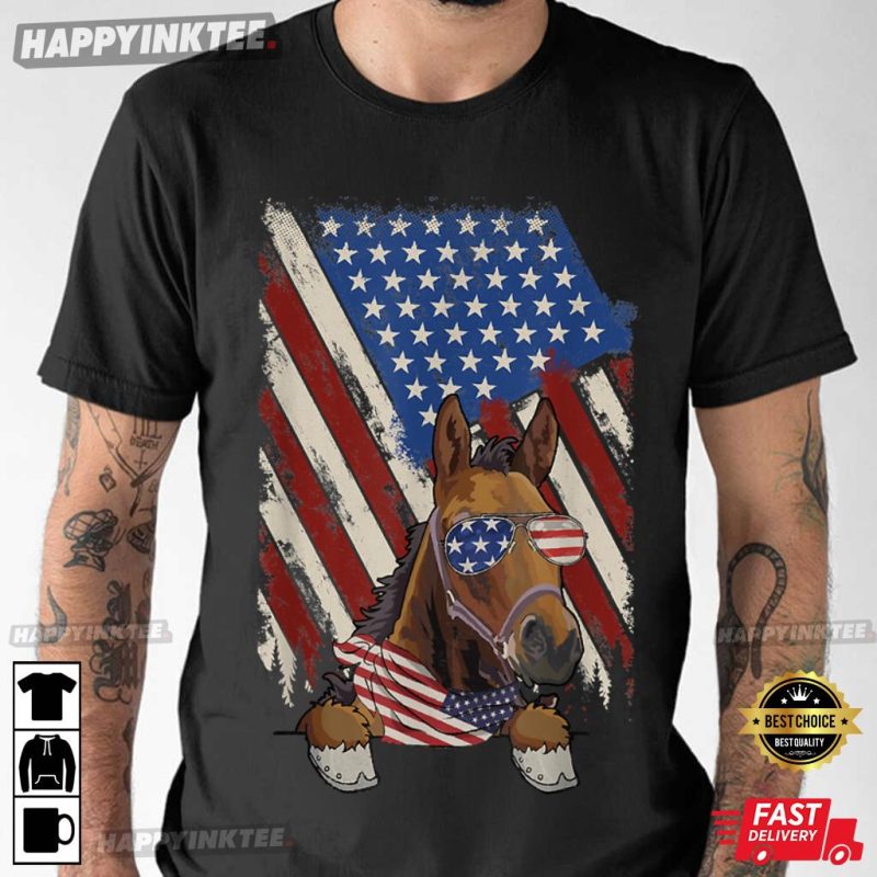 4th Of July Vintage American Flag Horse Dad Mom Horse Lover Gift T-Shirt