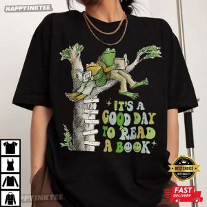 Frog Toad It’s A Good Day To Read A Book Retro Book Lovers T-Shirt