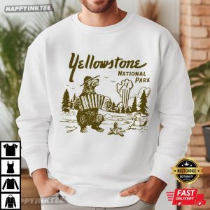 Yellowstone Vintage National Park Hiking T Shirt (3)