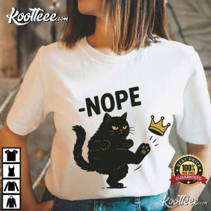 No Kings Black Cat Funny Political Meme T Shirt (1)