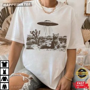 Vintage UFO Cowboy Cat Wild West T Shirt (2)