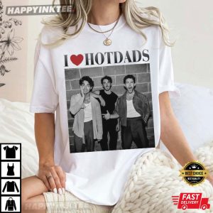 Jonas Brothers I Love Hot Dads T Shirt (1)