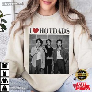 Jonas Brothers I Love Hot Dads T Shirt (3)