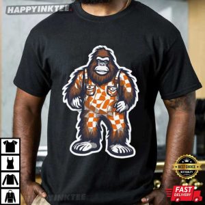 Tennessee Vols Bigfoot In Orange And White Checkered T Shirt (4)