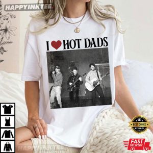 I Love Hot Dads Jonas Brothers Tour Merch T Shirt (4)