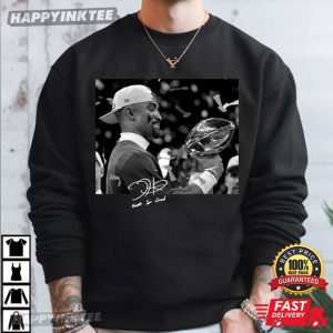 Vintage Jalen Hurts Trophy T Shirt (3)