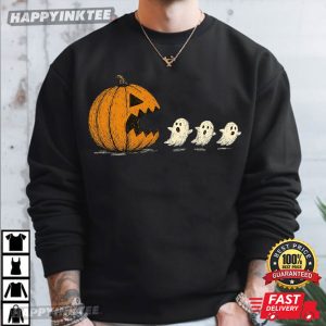 Pumpkin Chasing Ghost Funny Halloween Pac Man T Shirt (4)