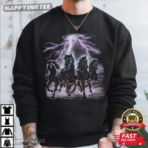 Vintage Horse 90s Lightning Graphic T Shirt (3)
