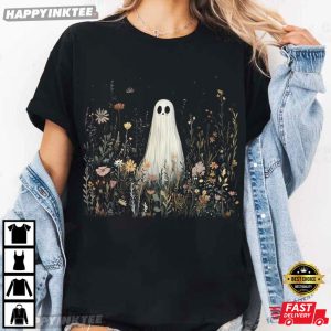 Cute Ghost In Wildflowers Fall Aesthetic Halloween T-Shirt