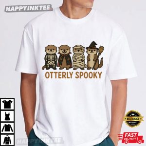Otterly Spooky Sea Otter Funny Animal Pun Halloween T-Shirt