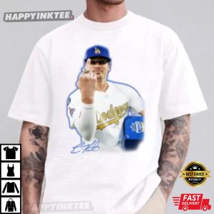 Kike Hernandez Meme Middle Finger LA Dodgers T Shirt (2)