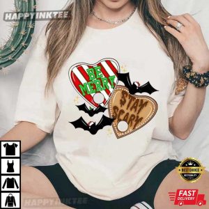 Be Merry Stay Scary Gingerbread Bats Spooky Christmas Gift T Shirt (1)