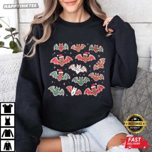 Gingerbread It's Frickin Bats Spooky Christmas T Shirt (3)