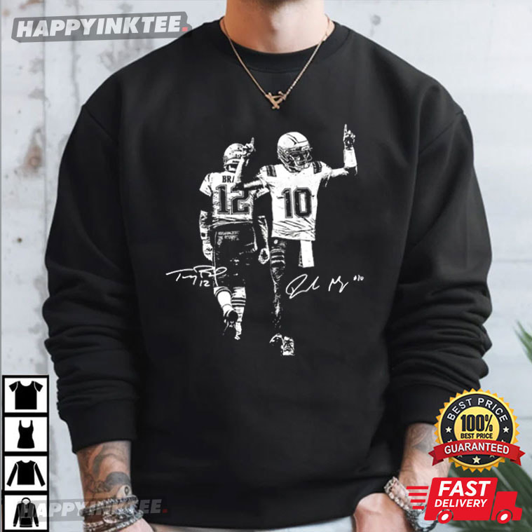 Drake Maye Tom Brady Signature New England Patriots Football Vintage T-Shirt Drake Maye Tom Brady Signature New England Patriots Football Vintage T-Shirt