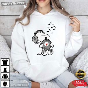 Snoopy Peanuts Cartoon Music Lover T Shirt (4)