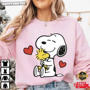 Snoopy And Woodstock Lots of Love Valentines Day T Shirt (3)
