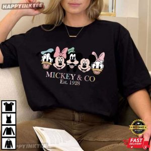 Mickey And Friends Gift For Disney Lover T Shirt (2)