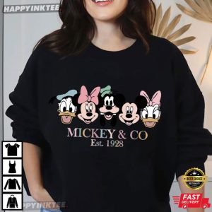 Mickey And Friends Gift For Disney Lover T Shirt (4)