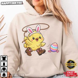 Chick In Bunny Ears Easter Chick Hopping With Painted Egg T Shirt (4)