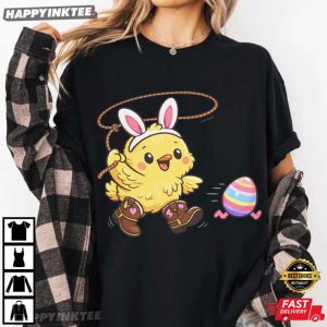 Chick In Bunny Ears Easter Chick Hopping With Painted Egg T Shirt (1)