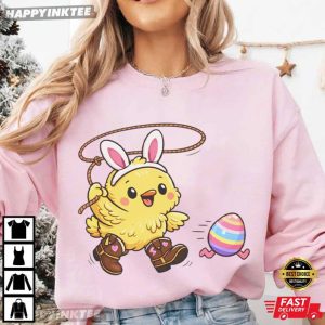 Chick In Bunny Ears Easter Chick Hopping With Painted Egg T Shirt (3)