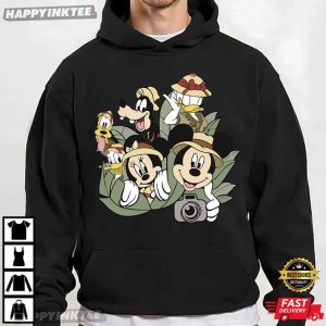 Mickey and Friends Safari Animal Kingdom Disney Trip T Shirt (1)
