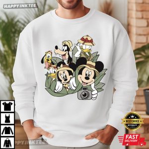 Mickey and Friends Safari Animal Kingdom Disney Trip T Shirt (3)