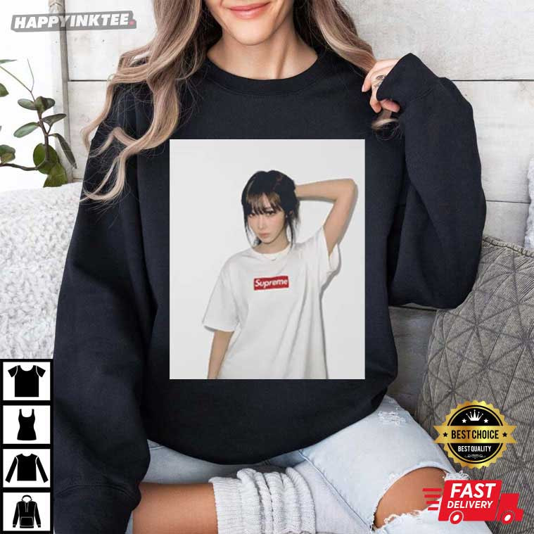 Aespa Giselle Supreme Kpop Fan Gift T-Shirt Aespa Giselle Supreme Kpop Fan Gift T-Shirt