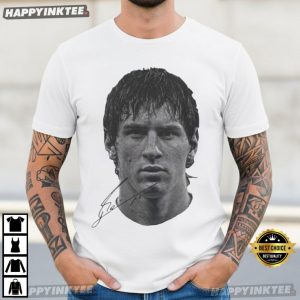 Lionel Messi Autograph GOAT Football Fan Gift T Shirt (3)