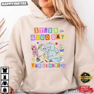 It's A Good Day For Learning Elephant And Piggie Children's Book T Shirt (2)