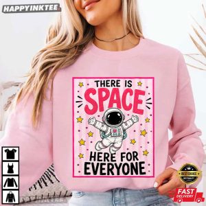 There is Space Here for Everyone Cute Teacher Back to School T Shirt (4)