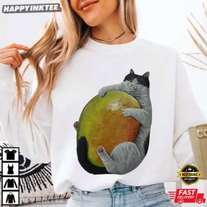 Fat Cat Hug Mango Funny T Shirt (1)