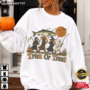 Trick Or Trout Funny Halloween Fishing Gift T Shirt (1)