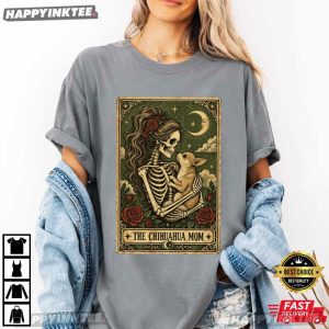The Chihuahua Mom Tarot Card Halloween Gift T Shirt (4)