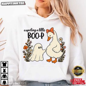 Goose Pregnant Mom Expecting A Little Boo p Halloween T Shirt (1)