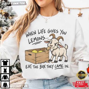 When Life Gives You Lemons Funny Goat Graphic T Shirt (1)