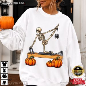 Skeleton Pilates Funny Spooky Fitness Halloween T Shirt (4)
