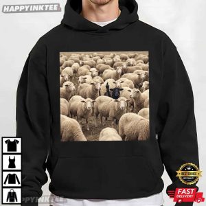 Black Sheep Flipping Off Funny Meme Animal Lover T Shirt (4)