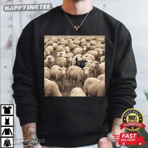 Black Sheep Flipping Off Funny Meme Animal Lover T Shirt (1)