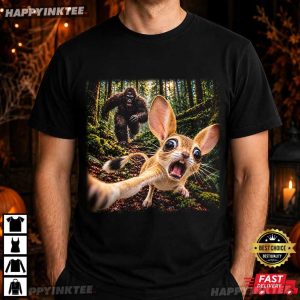 Bigfoot Running After Jerboa Selfie Animal Lover Gift T-Shirt